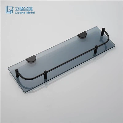 Sklenená polica s čiernymi konzolami